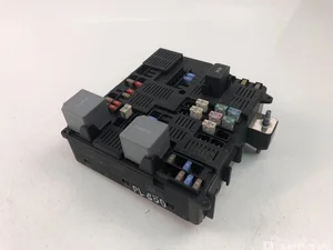 Volvo 31676132 XC90 II 2018 Boîte à fusibles