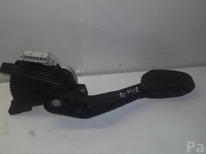 Volvo 30683517 V70 II (SW) 2006 Pédale d'accélérateur