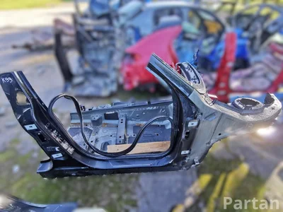BMW X3 (F25) 2011 ćwiartka samochodowa z przodu po prawej - Zdjęcie 1