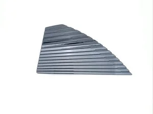 Audi 4J3.601.909, 604.6280.030 / 4J3601909, 6046280030 E-TRON GT A trois volumes (F83, F8P) 2024 Un autre détail de finition