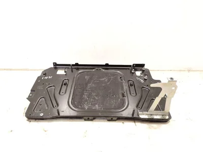 Porsche 9J1915516D Taycan 4S 2022 Support / montage - Image 1