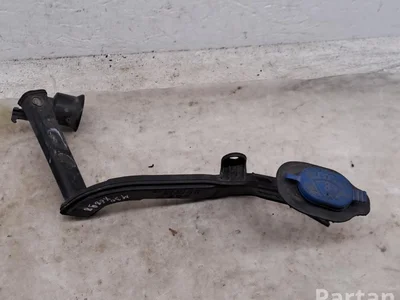 Mercedes-Benz A2058600164 C-CLASS (W205) 2015 Réservoir d'eau de nettoyage - Image 1