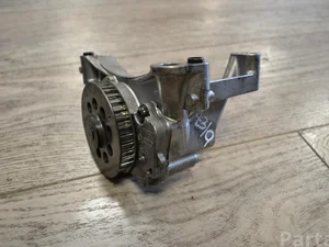 Volkswagen 03L115105C, S171109, 03L115263 CRAFTER 30-50 Box (2E_) 2012 Bomba de aceite