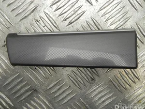 Volkswagen 3G2 853 262 A / 3G2853262A PASSAT (3G2) 2016 Trim