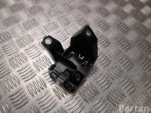 Toyota 88171-F4040 / 88171F4040 C-HR II (AX20) 2024 Кронштейн для бампера сзади слева