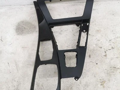 BMW 9206357 5 Touring (F11) 2012 Autres pièces intérieures - Image 1