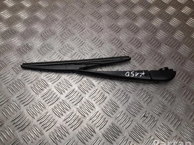 Toyota 1348-M3, 1027-M7 / 1348M3, 1027M7 Yaris Cross XP210 2025 Bras d'essuie-glace - Image 1