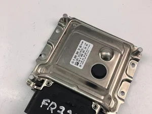 Mercedes-Benz A0009007006; 0281031383 / A0009007006, 0281031383 E-CLASS (W212) 2012 Unidad de control del motor