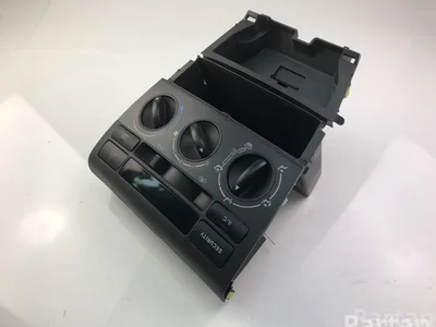 Toyota 55411-1A200 / 554111A200 COROLLA Saloon (_E15_) 2010 Contrôle automatique de la climatisation - Image 1