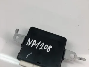 Toyota 89222-42101 / 8922242101 RAV 4 V 2021 Unité de commande pour hayon