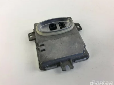 Volvo 626.11.104.99 / 6261110499 V70 III (BW) 2007 unidad de control electrónico del alcance de las luces delanteras - Imagen 1