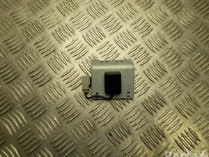 Honda 39835-TV0-E010-M1 / 39835TV0E010M1 CIVIC IX Tourer (FK) 2016 Amplificateur d'antenne