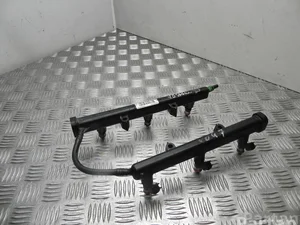 Dodge 04593923AB CARAVAN 2015 Distribution de carburant