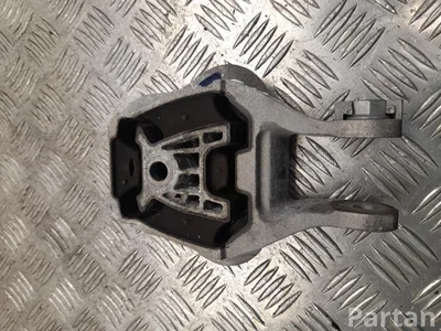 BMW 9423382 2 U06 Active Tourer 2022 Bracket - Image 1