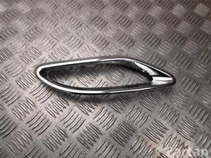 Mercedes-Benz A 205 685 23 21 / A2056852321 A-CLASS V177 2020 Auspuffblende Endrohr