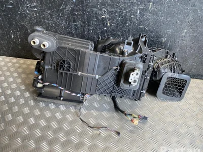 Volkswagen 7E5816005B TRANSPORTER VI Bus (SGB, SGG, SGJ) 2017 Corps de soufflante - Image 1