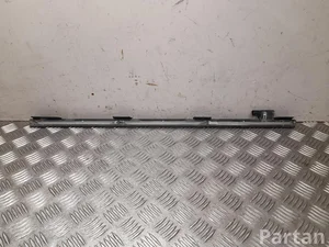 Mercedes-Benz A 167 906 64 02 / A1679066402 GLE (W167) (2019 ...) 2019 Other trim detail