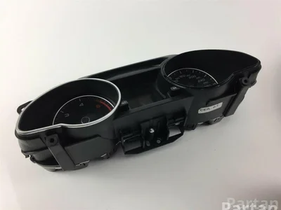 Audi 8T0920932 A5 Sportback (8TA) 2014 Tableau de bord - Image 1