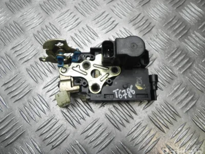 Chevrolet 6D24 NUBIRA Saloon 2010 Serrure de porte - Image 1