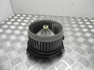 Toyota AV272700-0311 / AV2727000311 YARIS (_P9_) 2006 Ventilateur d'intérieur
