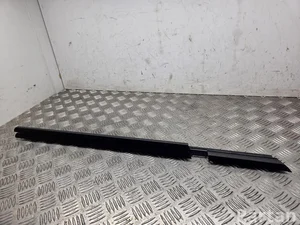 BMW 5A058B1 5 G60 2025 Abdeckung Fensterrahmen hinten rechts
