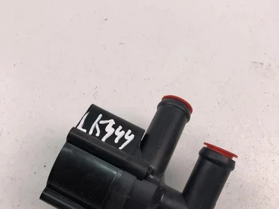 Volvo 518705030 XC60 II (246) 2020 Pompe à eau - Image 1