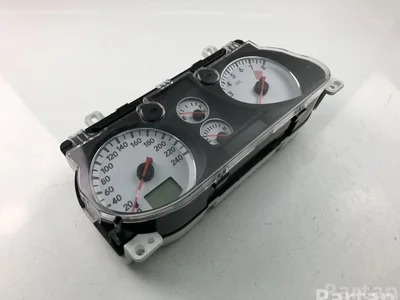 Mitsubishi 8100A086 OUTLANDER I (CU_W) 2005 Tableau de bord - Image 1