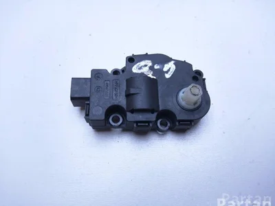 Audi 410475520 / 412650750 / 410475520412650750 A4 (8K2, B8) 2010 Moteur de réglage pour volet de régulation - Image 1