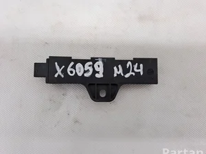 BMW 9220832 5 Touring (F11) 2012 Amplificateur d'antenne