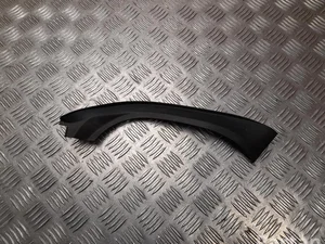 Toyota 64571-33080 / 6457133080 Camry XV70 2020 Un autre détail de finition