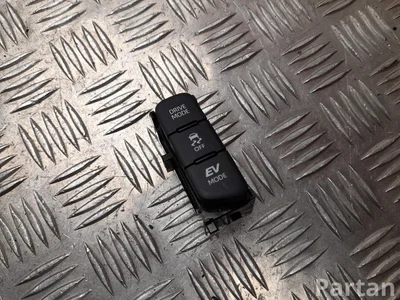 Toyota M81303, M81293 Yaris Cross XP210 2025 Multiple switch - Image 1