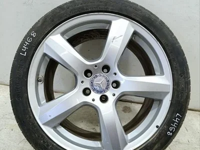 Mercedes-Benz A2184010702 CLS (C218) 2013 Jantes en alliage 5x112  R18 ET48 EJ 9.5 - Image 1