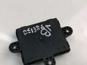 Volvo 31343873 V40 Наклонная задняя часть 2017 БУ двери