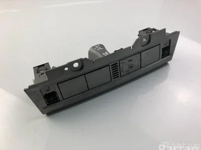 Ford 4M51-13D734-AD / 4M5113D734AD FOCUS II (DA_, HCP) 2007 Contrôle automatique de la climatisation - Image 1