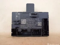 Volkswagen 5Q4 959 392 B / 5Q4959392B GOLF VII (5G1, BQ1, BE1, BE2) 2014 Sterownik drzwi z przodu z lewej