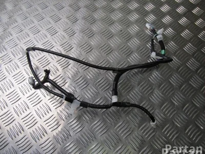 Lexus 8219B-0E080 / 8219B0E080 RX (_L2_) 2016 Harnais pour intérieur - Image 1