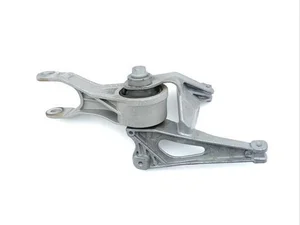 Porsche 9Y0199373 Cayenne 9Y0 9Y3 2019 Variklio tvirtinimas