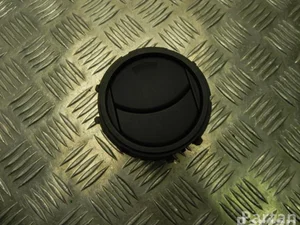 Toyota 9263 YARIS (_P9_) 2006 Évent