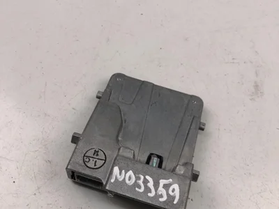 Toyota 8646C-12010 / 8646C12010 COROLLA (E210) Estate 2020 Unité de contrôle pour caméra - Image 1