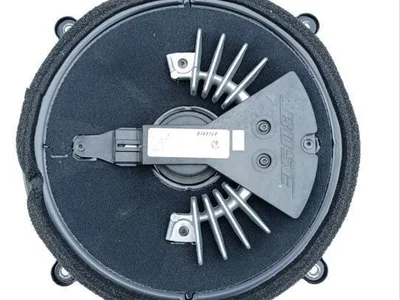 Maserati 447062, 197503, 2800868, 2800868-001 / 447062, 197503, 2800868, 2800868001 GRAN TURISMO 2008 Haut-parleur - Image 1