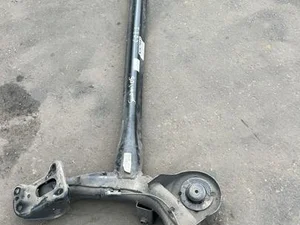 Ssangyong 10525119, G0520041 Tivoli Grand 2022 poutre d'essieu arrière