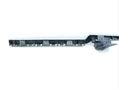 Maserati GRAN TURISMO 2011 Support / montage - Image 1