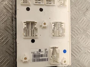 Chrysler P68222875AE Pacifica 2017 Unité de commande de carrosserie BCM FEM SAM BSI