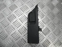 Toyota 432 YARIS (_P13_) 2016 Bouton d'ouverture du bouchon d'essence