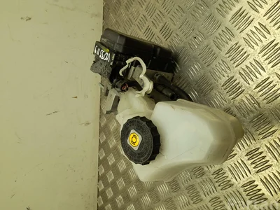 Toyota 4721012500 COROLLA (E210) Estate 2020 Maître-cylindre de frein - Image 1