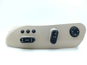 Maserati 469556 QUATTROPORTE V 2011 Switch for seat adjustment