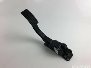 Volvo 31341778 V40 hečbekas 2017 Akseleratoriaus pedalas