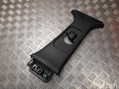 Nissan 76913 5MP0A / 769135MP0A Ariya 2024 Tapisserie voiture right side - Image 1