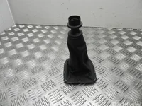 Toyota 58842-0D130 / 588420D130 YARIS (_P13_) 2013 Couvercle de levier de vitesses