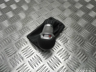 Audi 8V2 713 139 J / 8V2713139J A3 Limousine (8VS, 8VM) 2019 Couvercle de levier de vitesses - Image 1